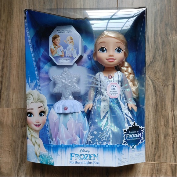 elsa northern lights doll